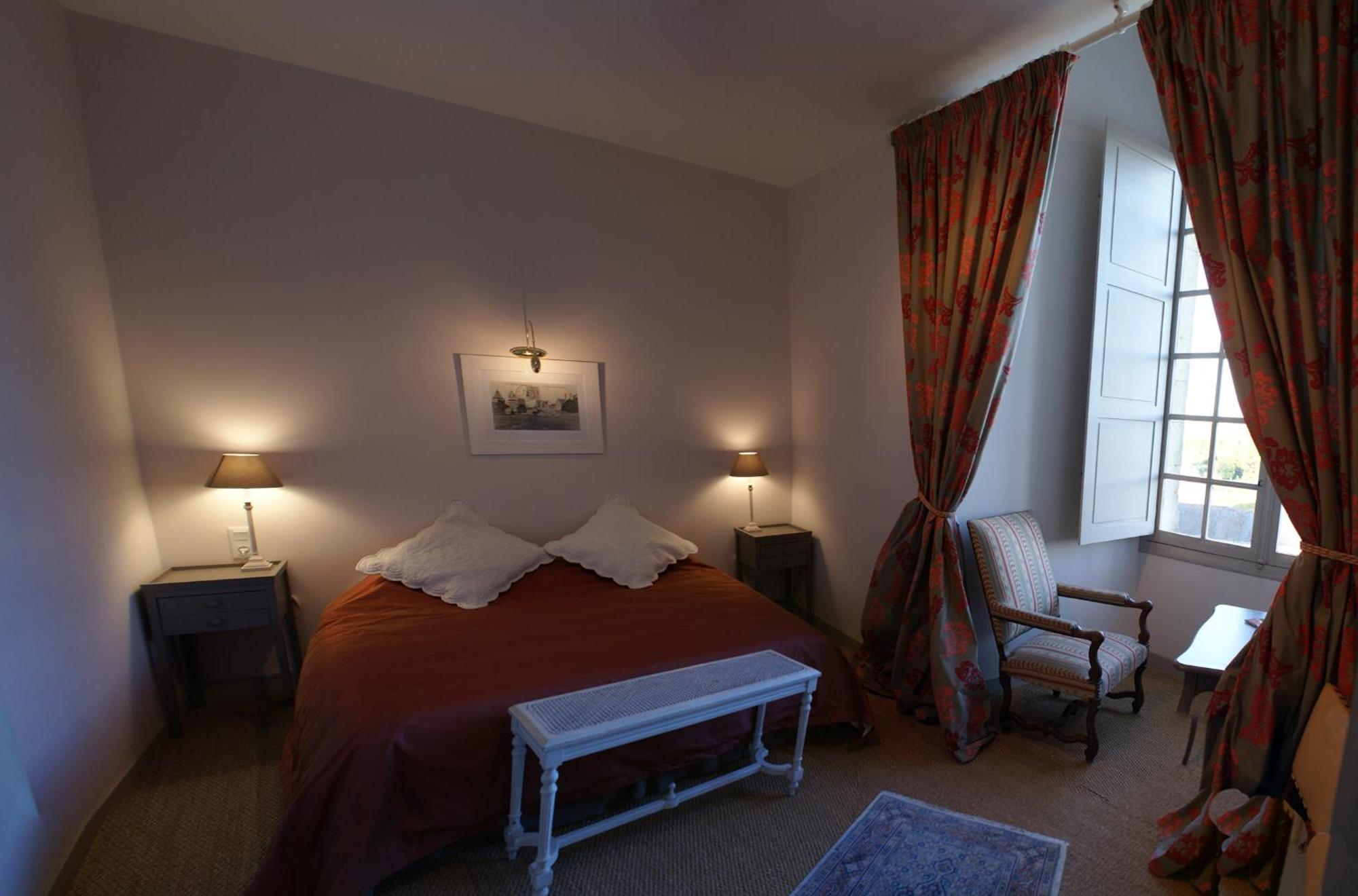 Chateau De Durtal Bed & Breakfast Ngoại thất bức ảnh